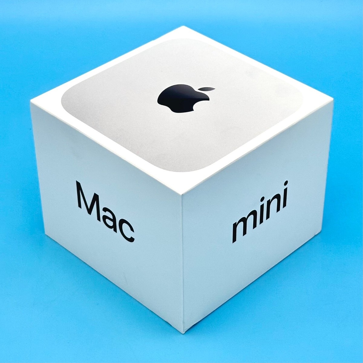 Apple Mac Mini Desktop M4 Chip 16GB Memory 256 SSD Silver MU9D3LL