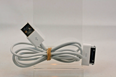 Genuine Apple 30-Pin dock ADC to USB cable for iPod Classic 4th