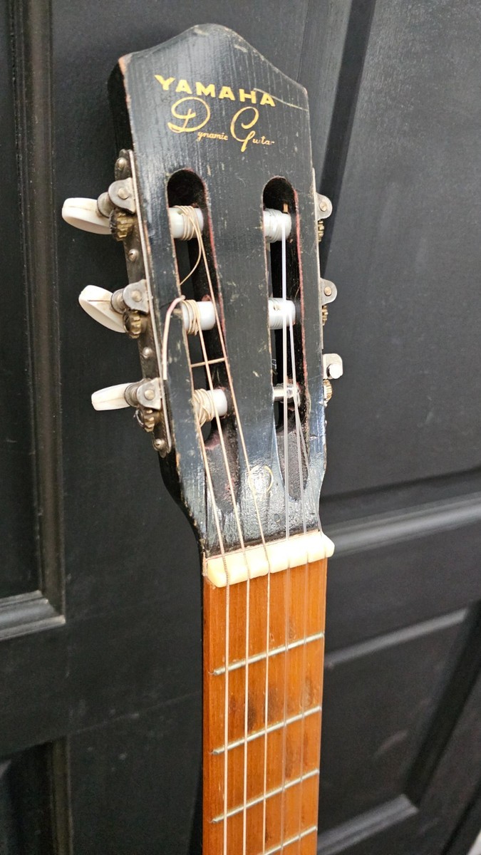 Yamaha Dynamic Guitar No.20 Classical Acoustic Japan Vintage