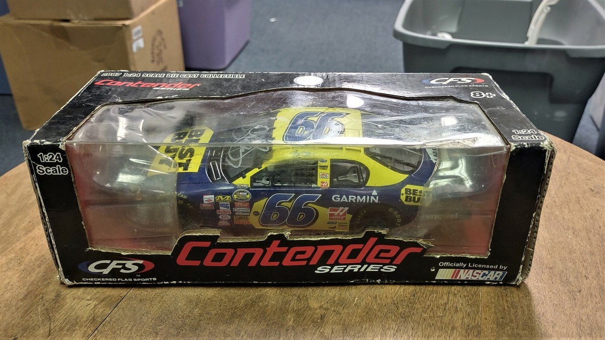 2007 Checkered Flag Sports CFS Contender Signed 1:24 Jeff Green