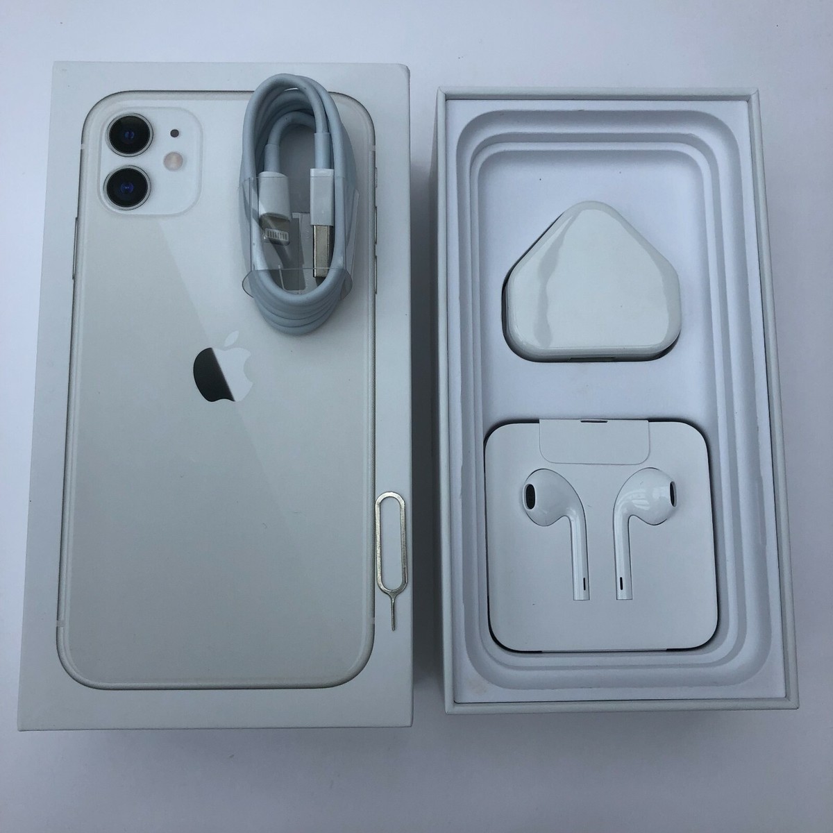 ほ*る様 値下げApple iPhone 11 ホワイト 本体+箱+充電コード+