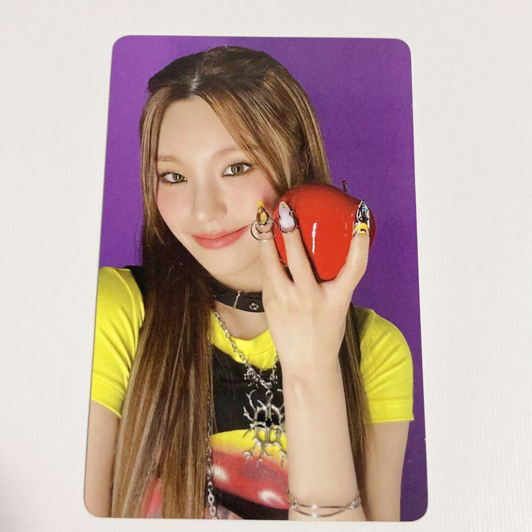 ITZY JAPAN 1st ALBUM RINGO Limited Official Photo card Standard