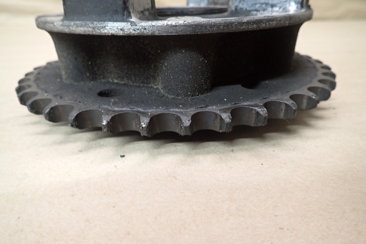 1991 KAWASAKI NINJA ZX6 ZX600 C REAR WHEEL DRIVE HUB SPROCKET GEAR