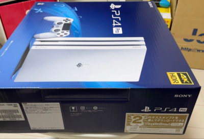 SONY PlayStation 4 PS4 Pro CUH-7200BB02 Glacier White 1TB RARE