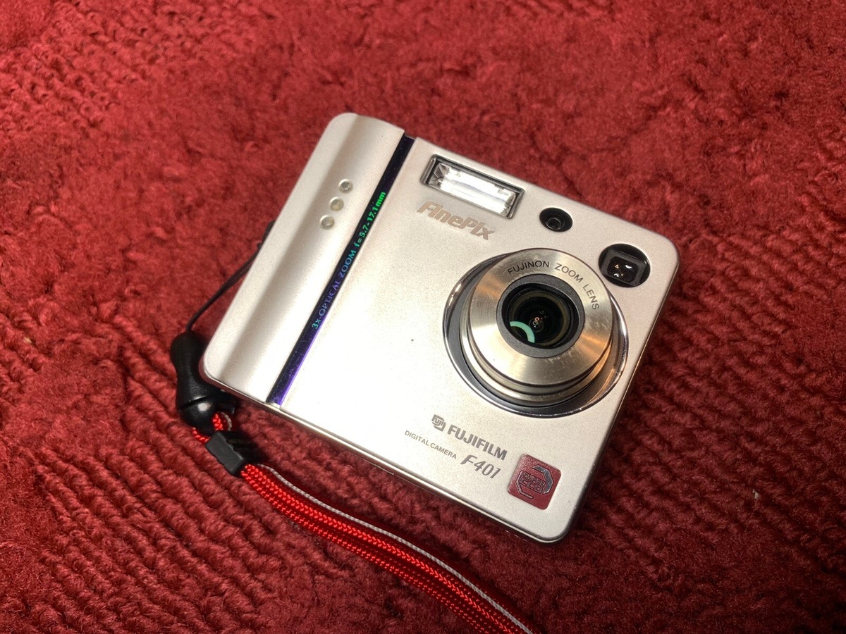 FUJIFILM FinePix F401 Compact Digital Camera CCD TESTED Read NO