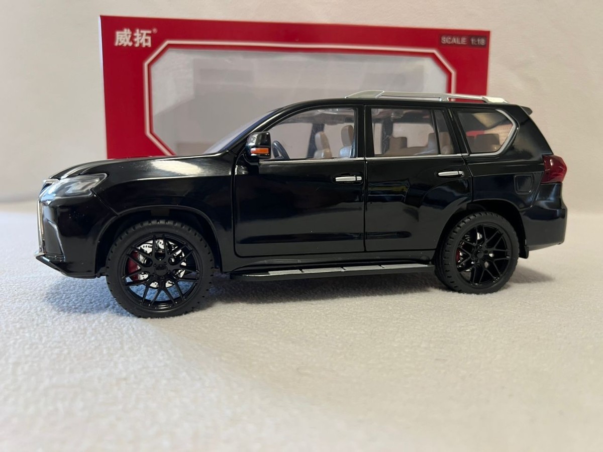 Large 1:18 Lexus LX570 Off-Road SUV Diecast Car Model Sound