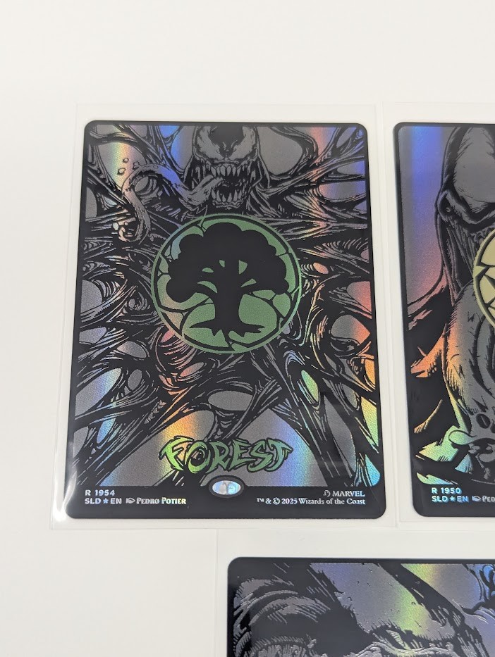 MTG Secret Lair x Marvel Spider-Man Mana Symbiote Raised Foil, 1