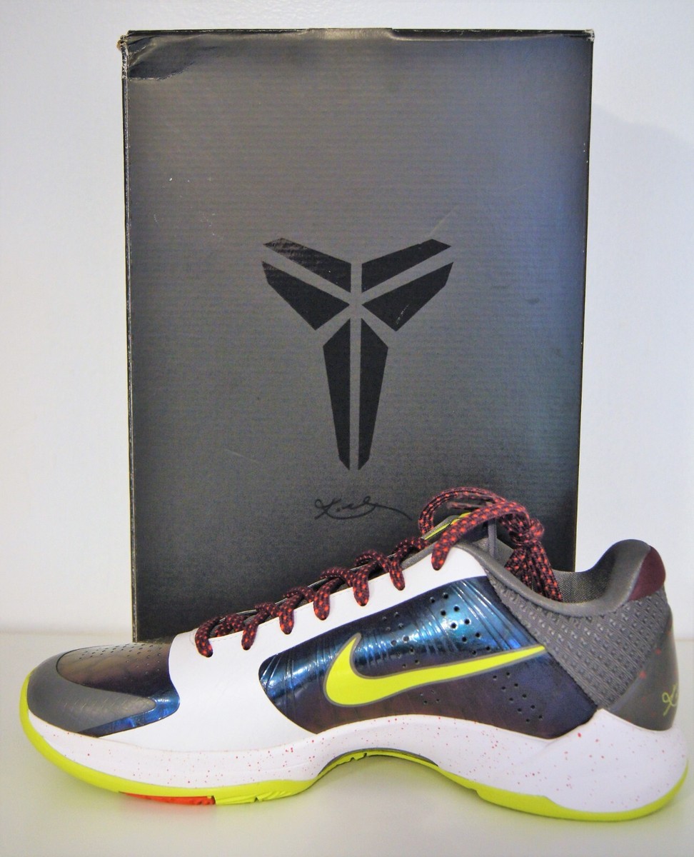 Nike Zoom Kobe 5 Protro Chaos 2019: mismatched size -see