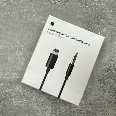 GENUINE APPLE LIGHTNING TO 3.5MM AUDIO JACK CABLE ADAPTER - BLACK