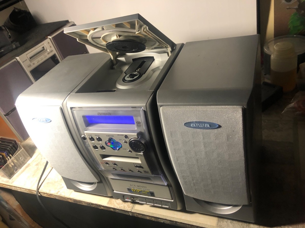 Aiwa LCX-MD211 Minidisc/CD/Cassette Mini-System. 110/220v Uber