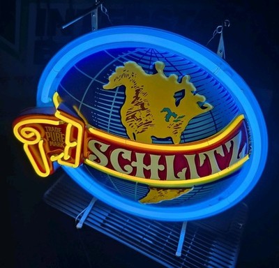 Vintage 1977 Jos Schlitz Brewing Advertising Schlitz World Globe