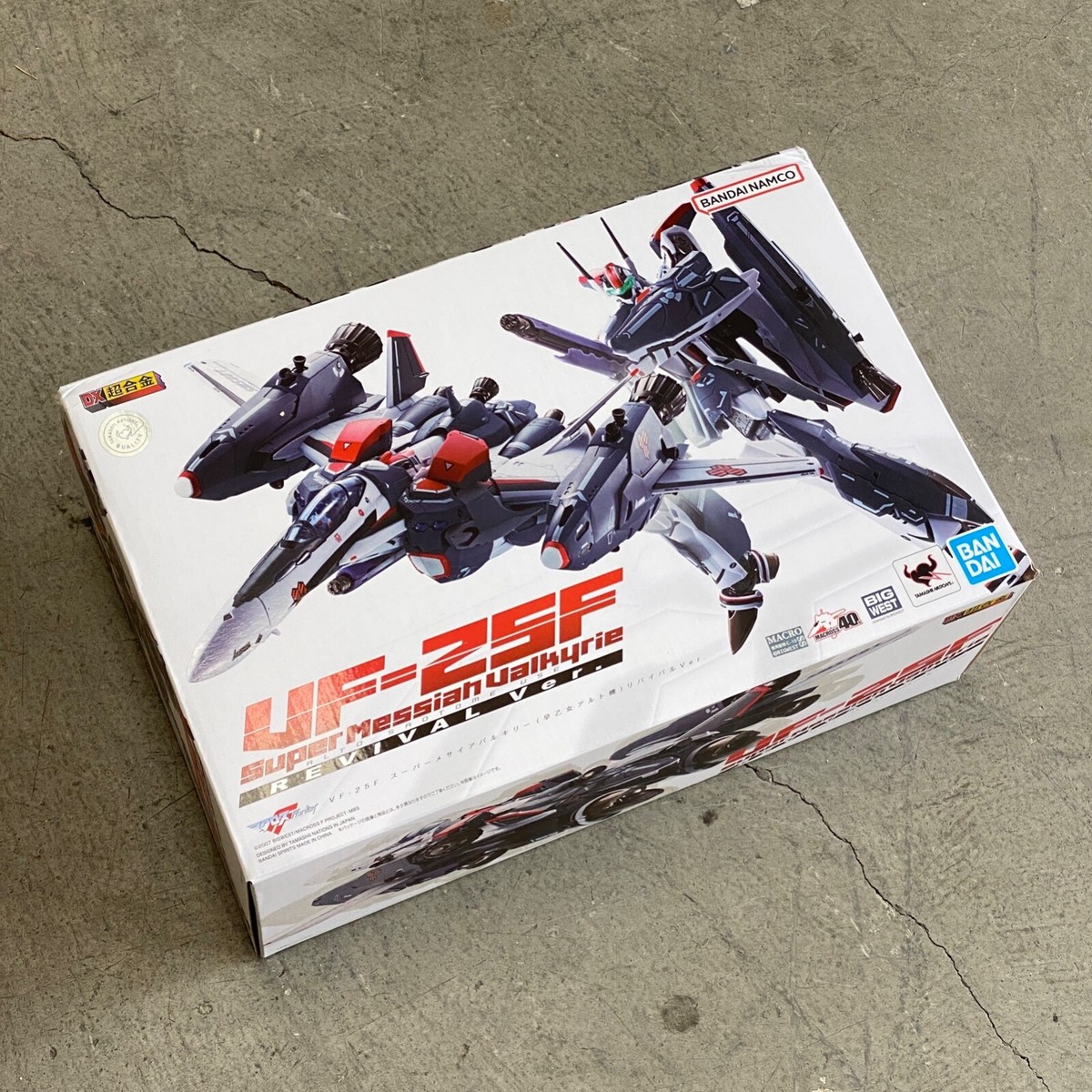 BAS64966: DX Chogokin Macross Frontier VF-25F Super Messiah