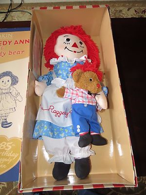 New In Box Dakin Raggedy Ann & Raggedy Bear 85th Anniversary