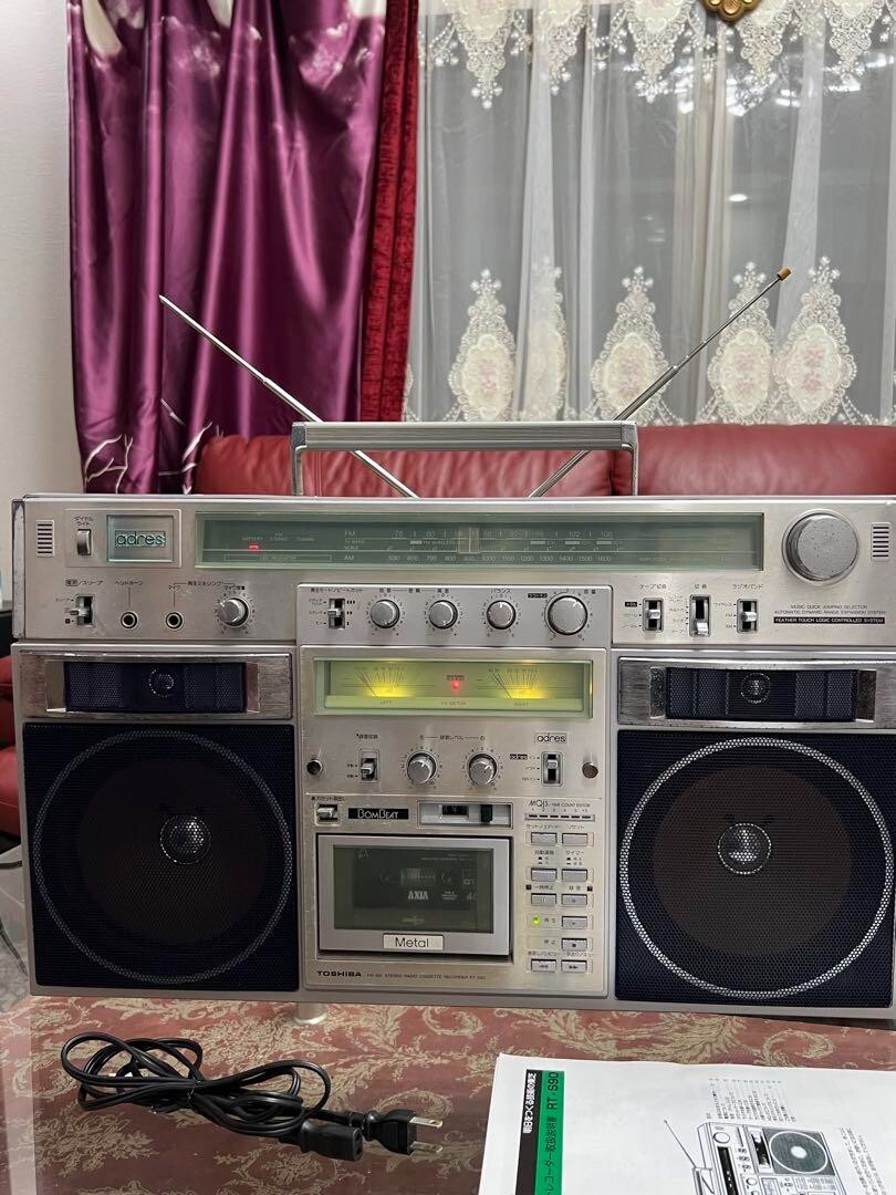 TOSHIBA RT-S90 Old Stereo Radio Cassette Recorder Bom Beat Adres
