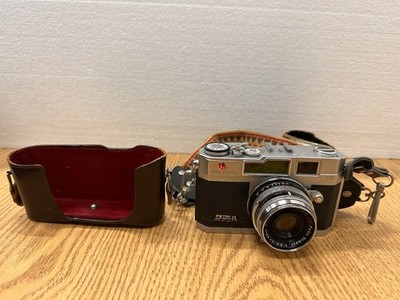 Petri 2.8 Color Corrected Super 35mm Rangefinder Film Camera