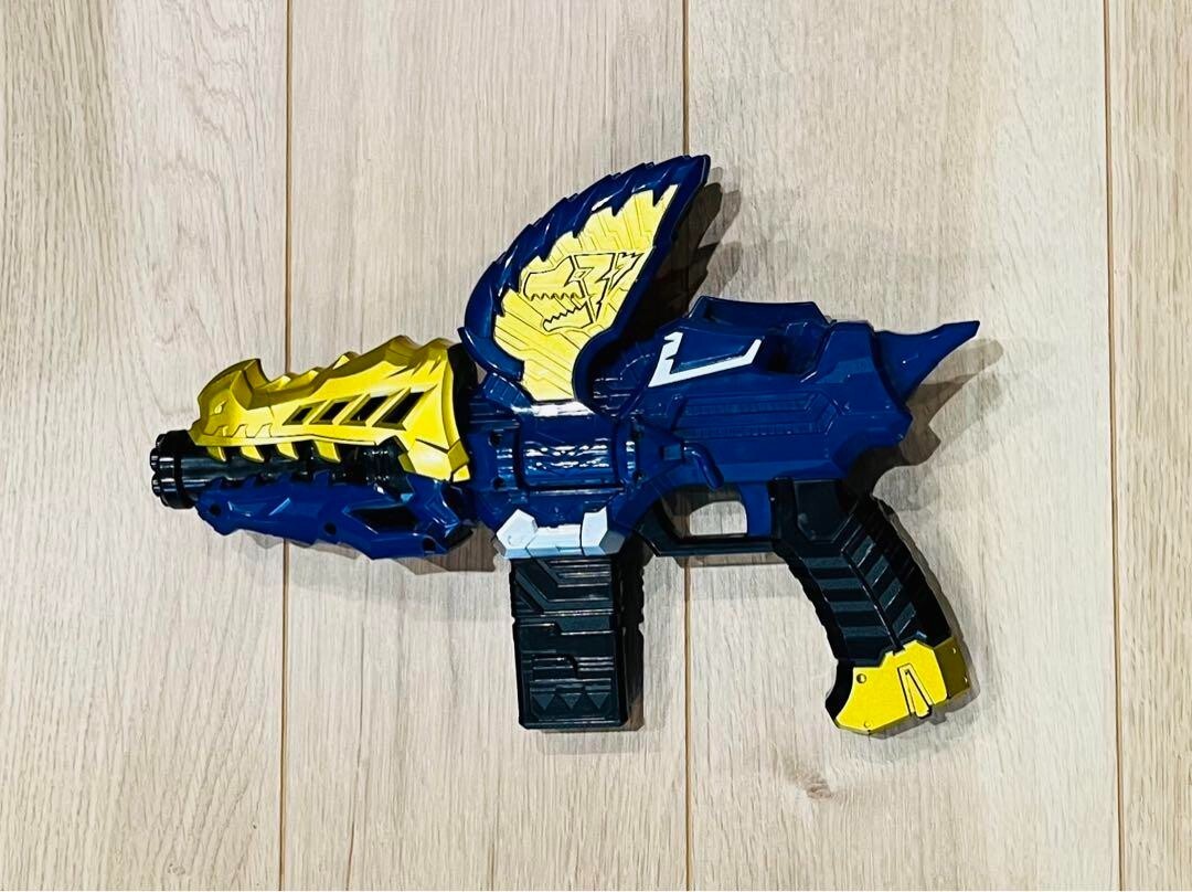 Power Rangers Dino Fury Ryusoulger DX Morpher Set Mosa Blade