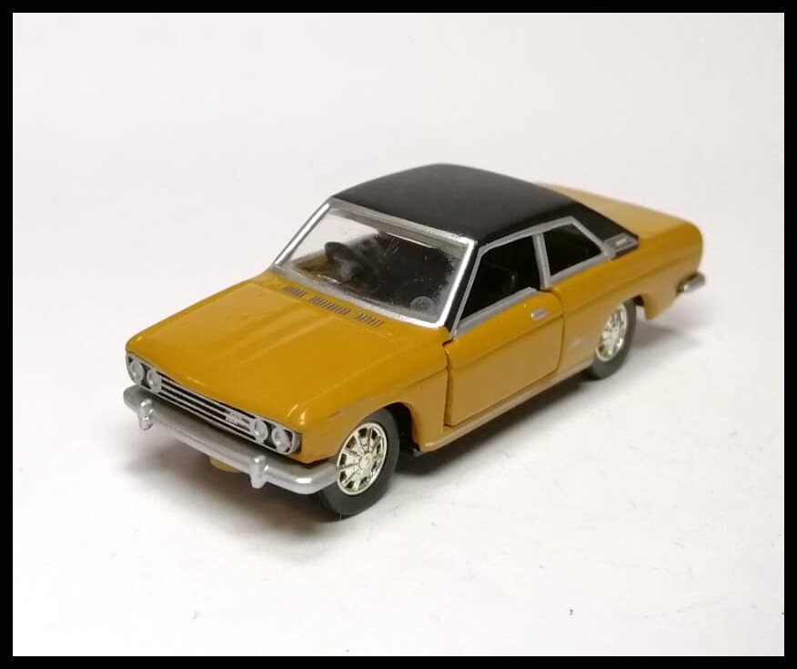 TOMICA LIMITED TL 0011 NISSAN BLUEBIRD 1600 SSS COUPE 1/60 TOMY