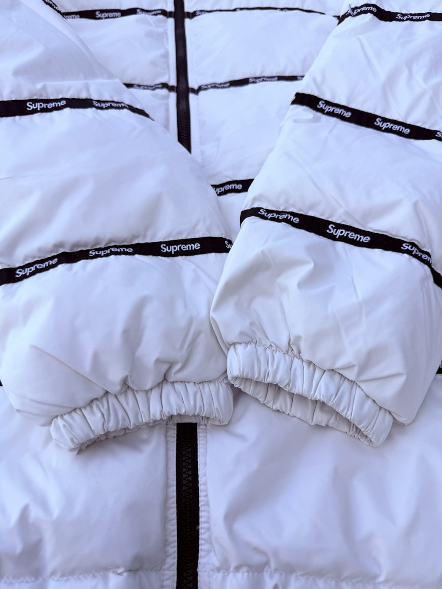 FW16 Supreme Logo Tape Puffy Jacket Size XL White Puffer Water