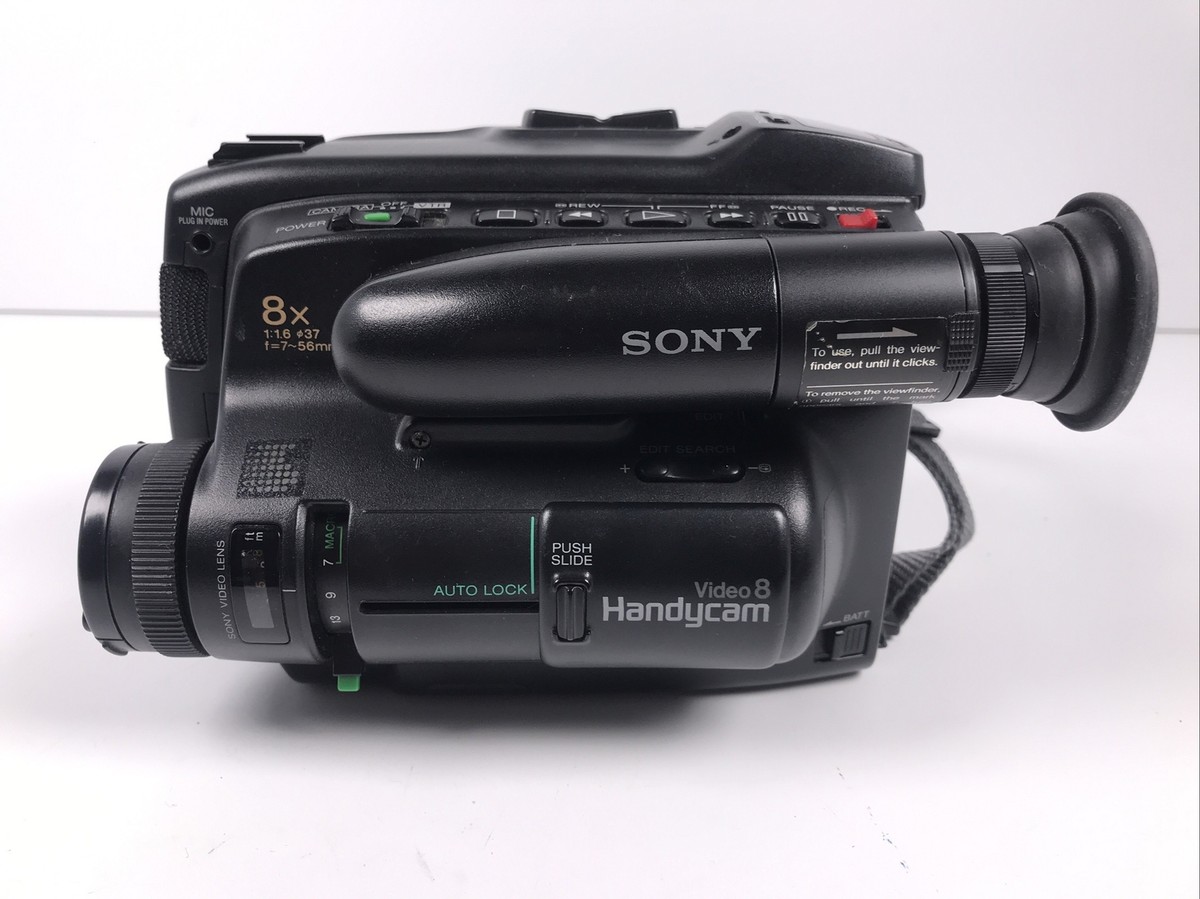 Sony Handycam CCD-TR6 Black Autofocus Video8 8x Optical Zoom
