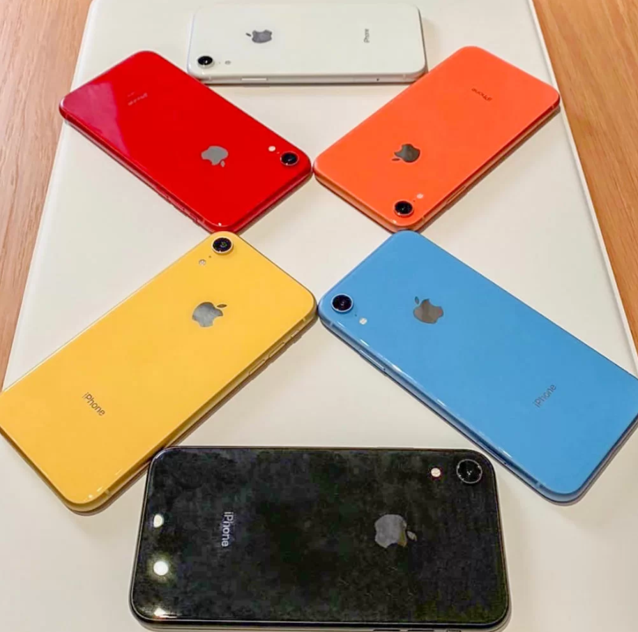 Apple iPhone XR Unlocked Various Colors 64GB 128GB 256GB