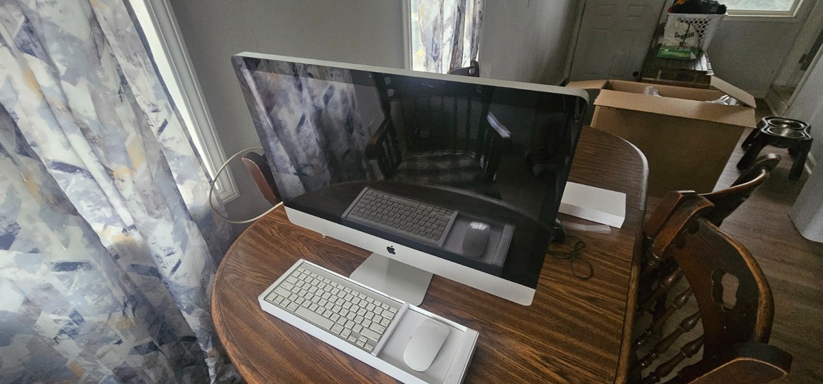 Apple iMac A1312 27 inch (1TB, Intel Core i5 2nd Gen., 2.7GHz, 4GB