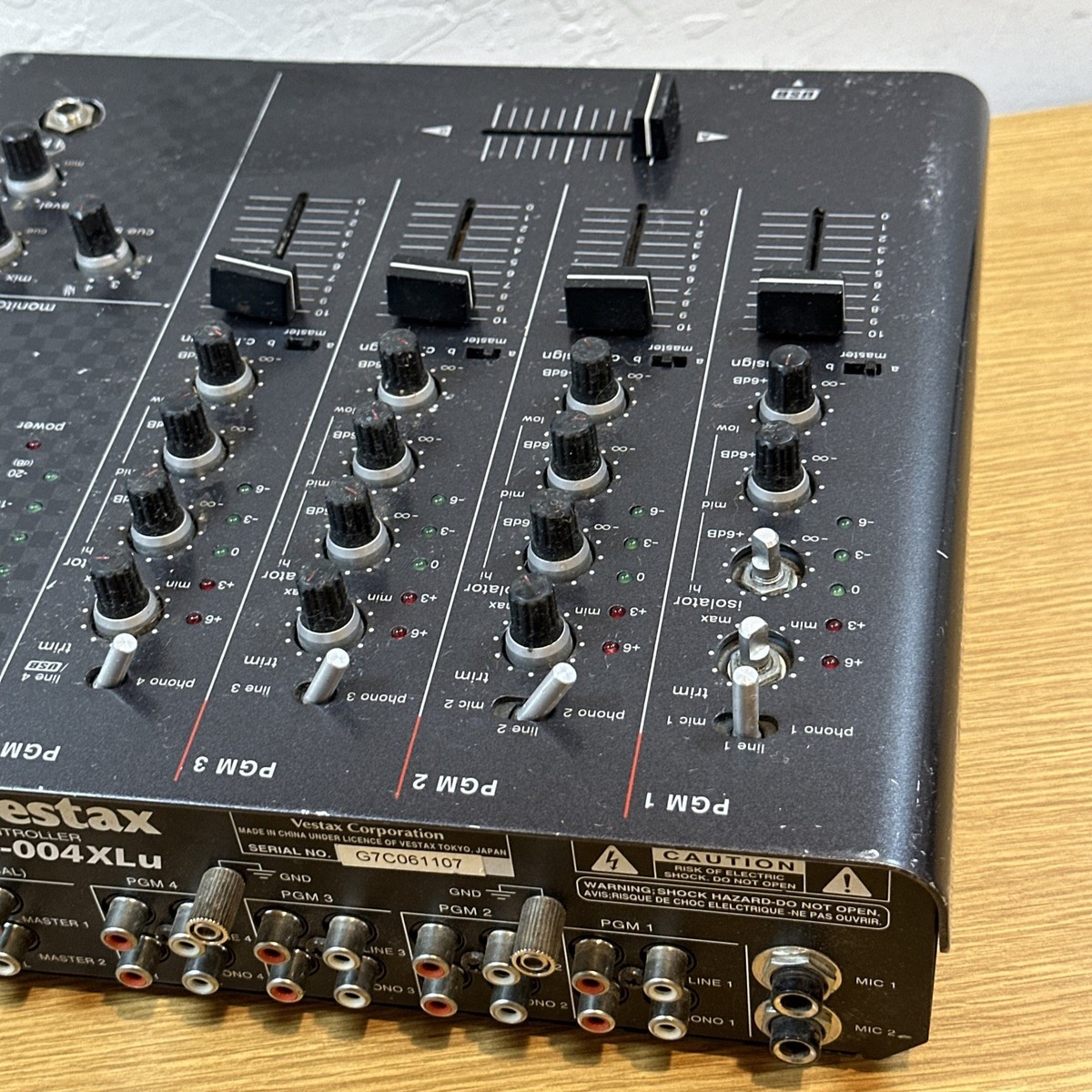 Vestax VMC-004XLu DJ Mixer with TUB-1 USB Audio Interface | eBay