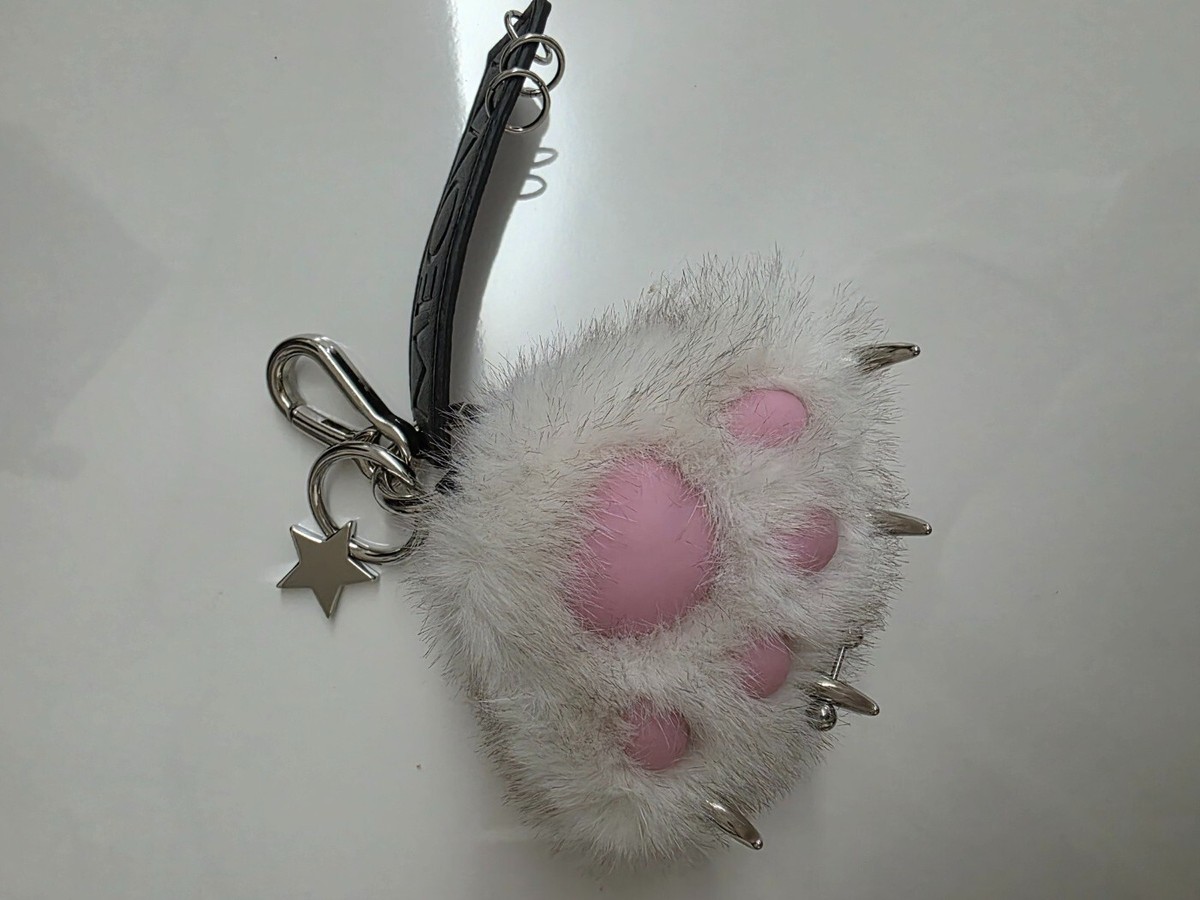 MEOVV JELLY PAW Ver. キーリング エラ MEOVV 1st EP ALBUM [ MY EYES