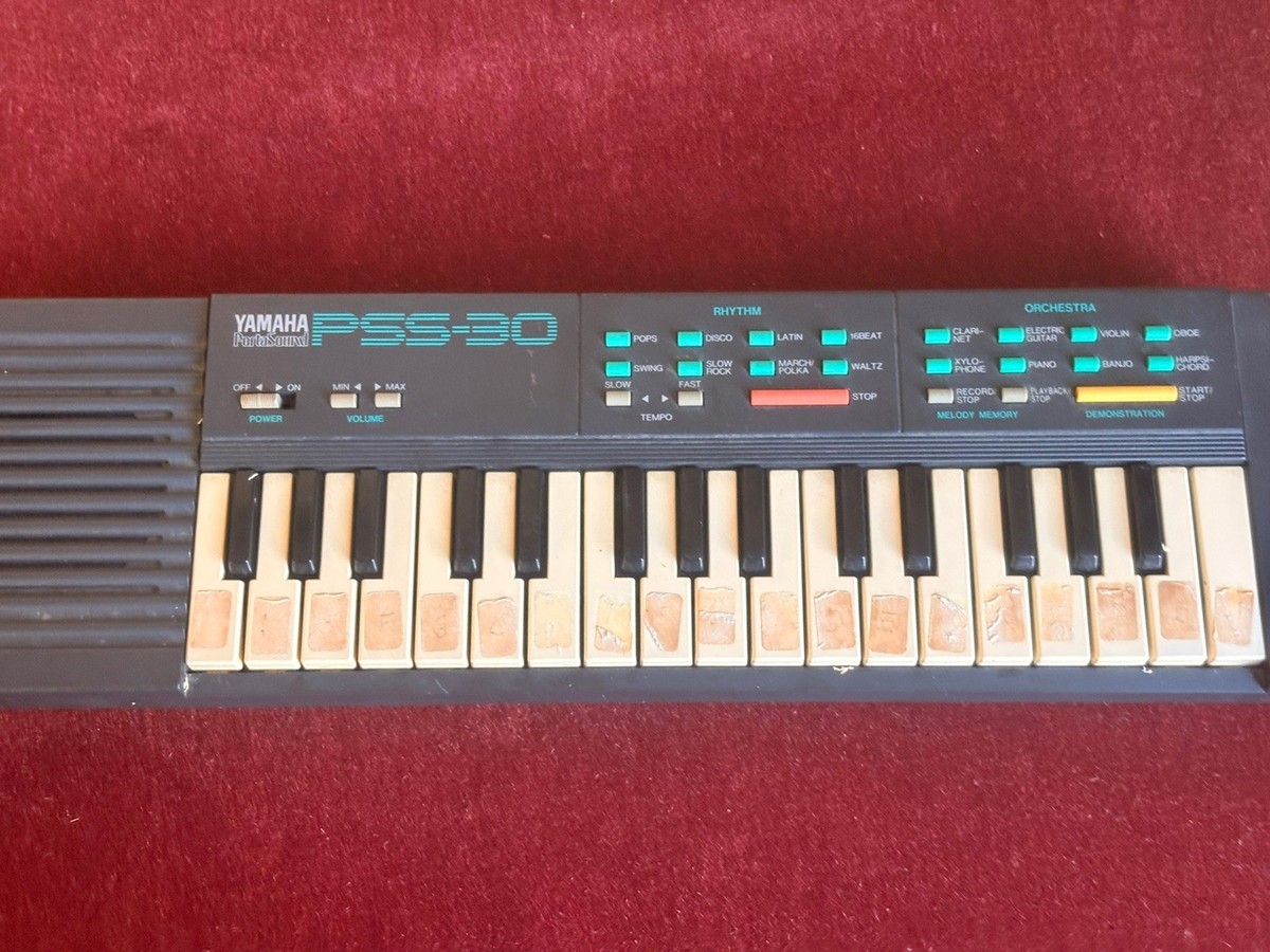 Vintage 1980s Yamaha Pss-30 Keyboard Synthesizer Complete