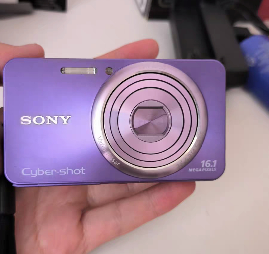 SONY Cyber Shot DSC-W570 violet purple Digital Camera-95%NEW | eBay