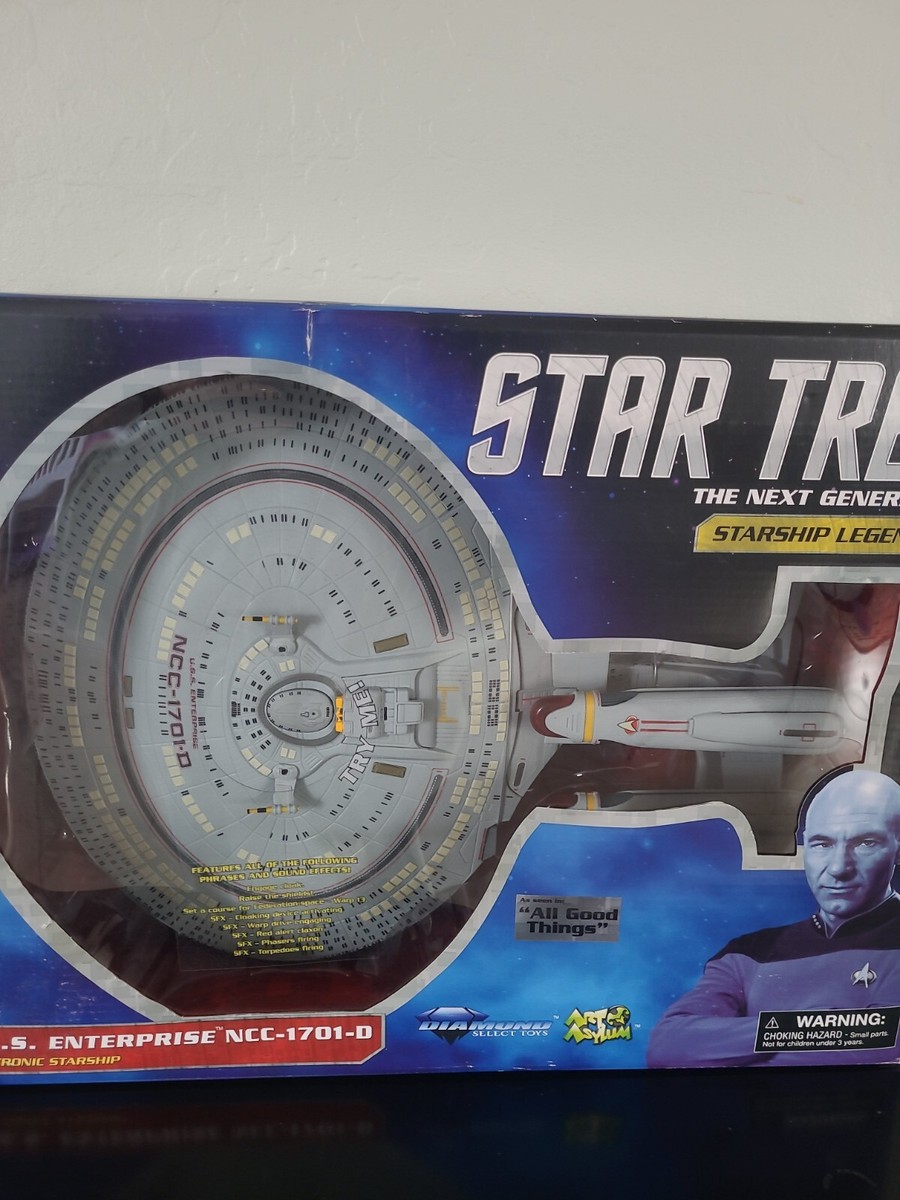 2014 Star Trek Next Generation Enterprise NCC-1701-D 