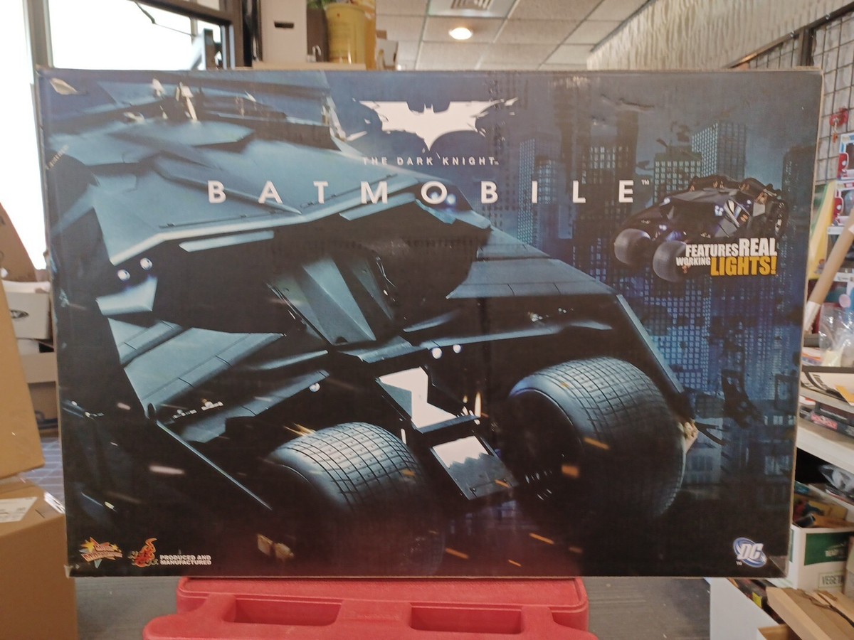 HOT TOYS MMS69 BATMAN DARK KNIGHT GIANT 1/6 Scale Tumbler