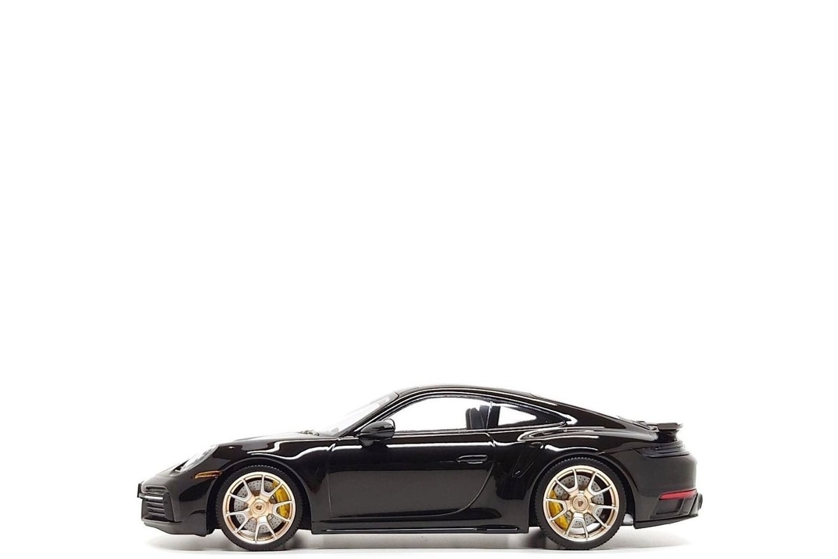 Minichamps 1:18 Porsche 911 Turbo S (992) Sport Design in Black | eBay