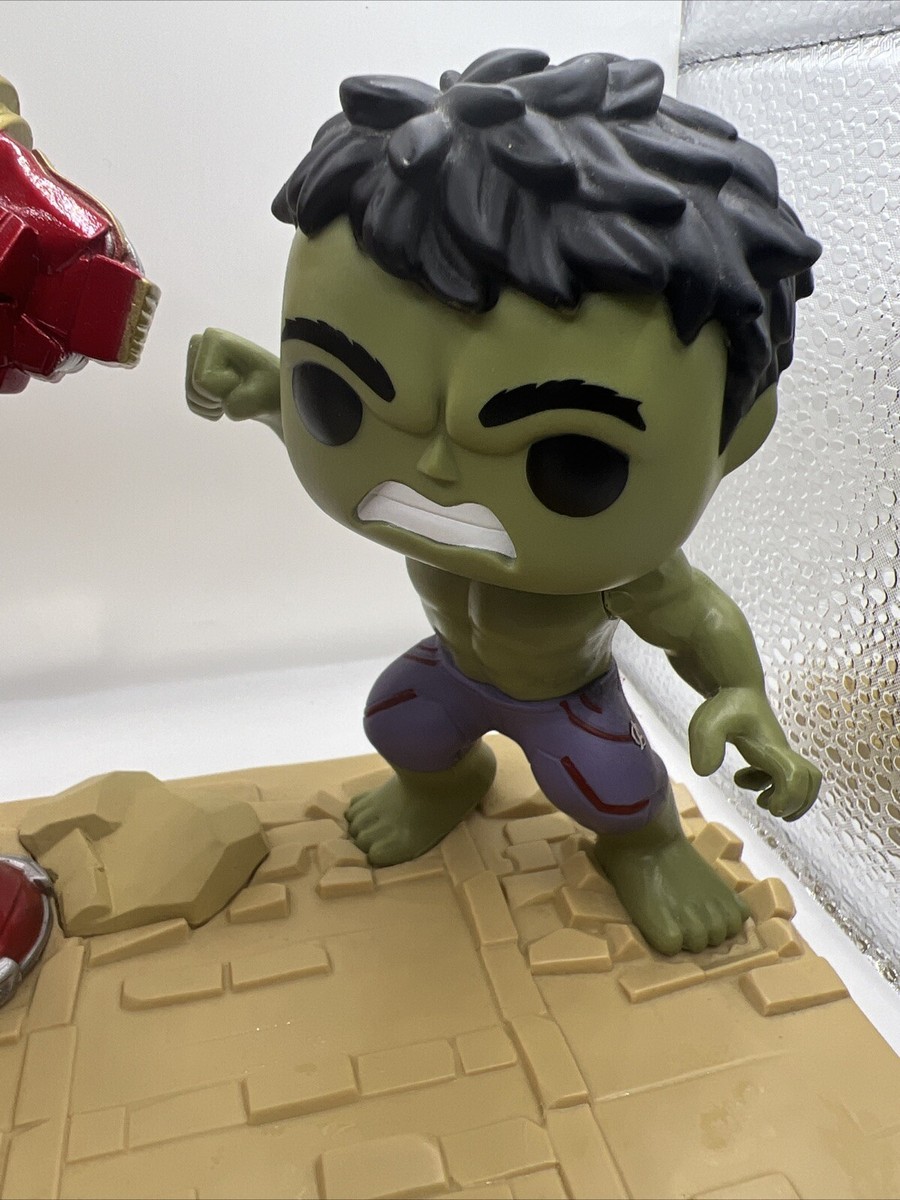 Funko Pop! Movie Moment Marvel Avengers Hulk Vs Hulkbuster #394