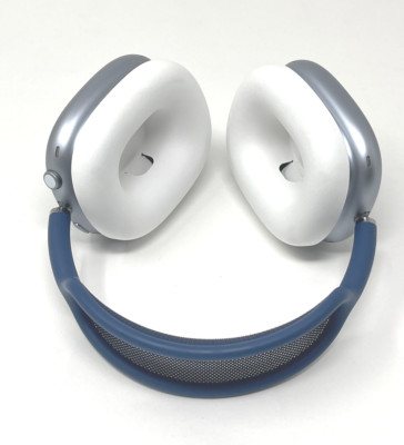 Apple AirPods Max Wireless Over-Ear Headphones - Sky Blue A2096