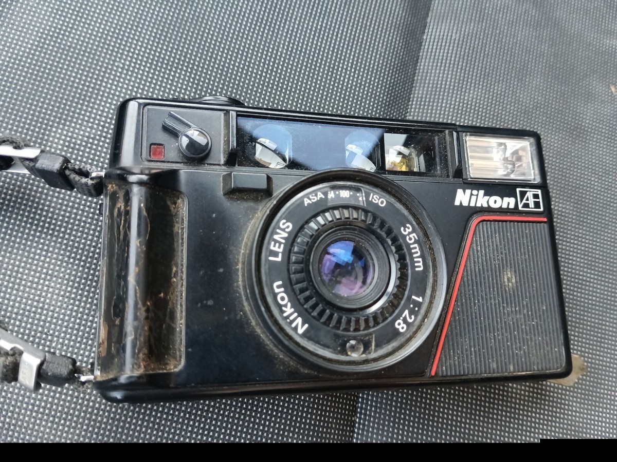 Nikon L35AF vintage Film Camera 35mm f/2.8 Pikaichi made in Japan