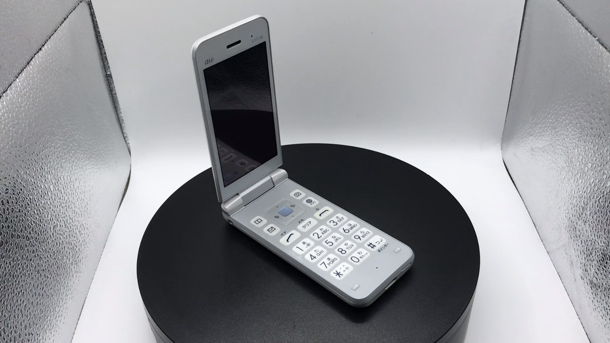 KYOCERA GRATINA 4G KYF39 Android Flip Phone Keitai White digno