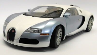 Autoart 1/12 Scale 12533 Bugatti EB 16.4 Veyron Production Car