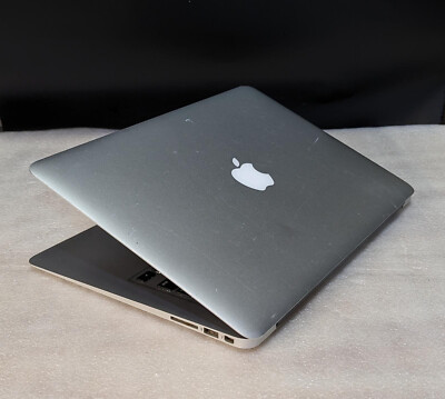 MacBook Air ( 13-inch, Early 2014) 1.4 GHz Intel Core i5 - 500GB