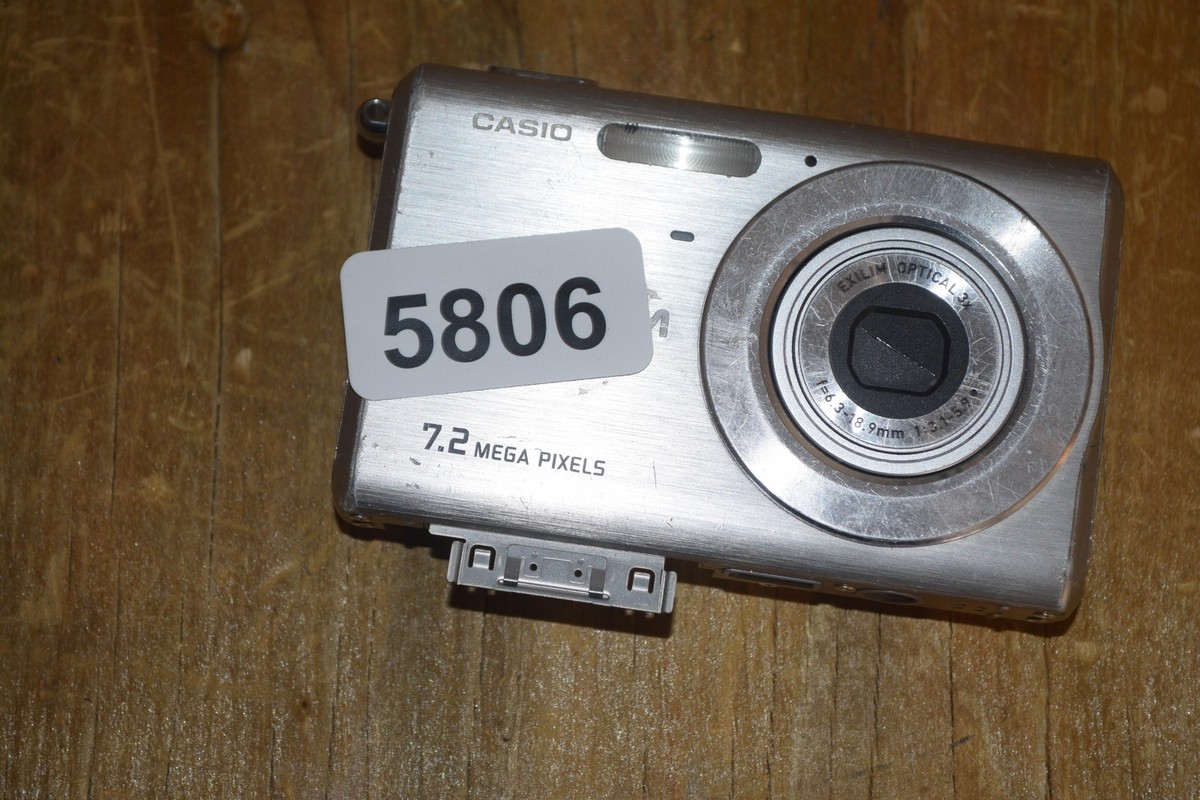 Casio Exilim Digital Camera 7.2 MP Silver Point and Shoot Optical