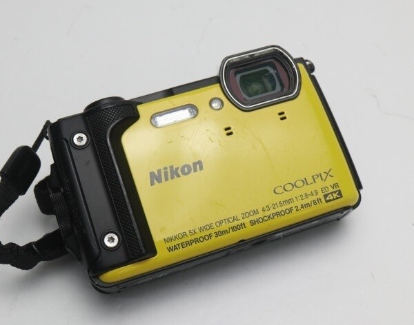 ☆極上品☆ Nikon COOLPIX W300 イエロー 元箱付属 Nikon COOLPIX W300