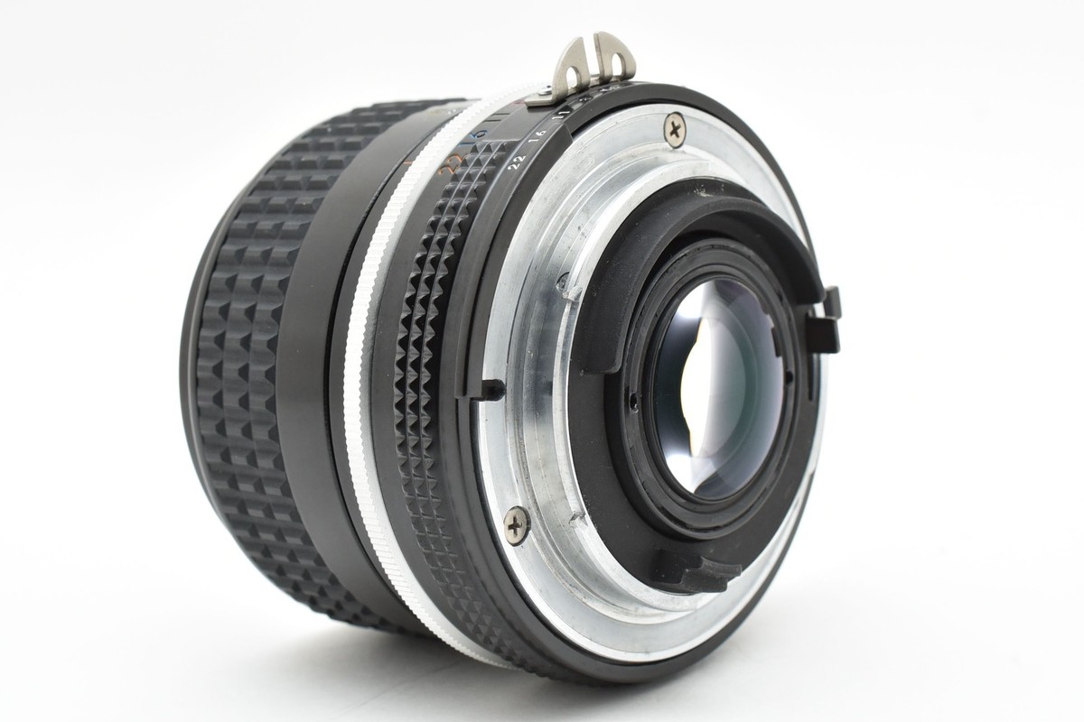 Near Mint] Nikon Ai Nikkor 24mm f/2.8 MF Wide angle Lens from