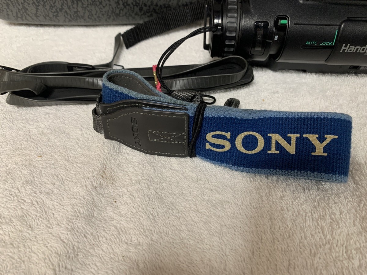 Sony Handycam CCD-TR75 8mm Video8 Camcorder Camera *For Parts