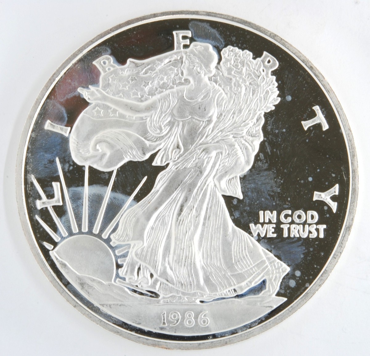 1986 Liberty American Eagle Design One Half Pound 8 OZT .999 Fine