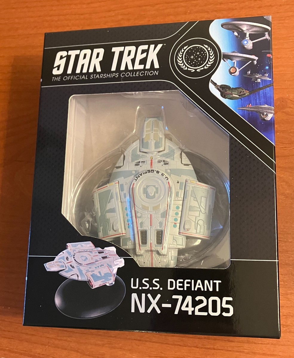 Eaglemoss U.S.S. Defiant NX-74205 - Star Trek Deep Space Nine DS9