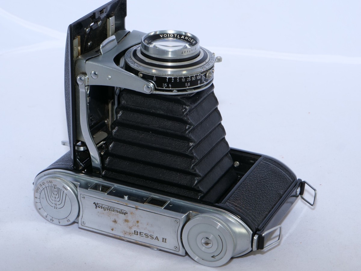 Voigtlander BESSA II 6x9cm 120 Film Camera. COLOR-SKOPAR 105mm f3