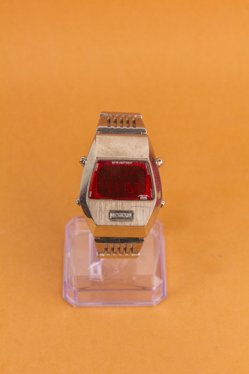 SEIKO ALBA AKA W670 4000 RED LED SPACE DARTH VADER WATCH | eBay