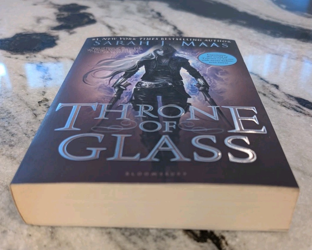Throne of Glass by Sarah J. Maas (2013, Trade Paperback) for sale