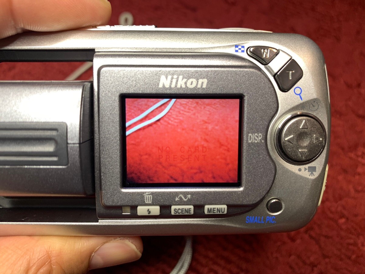 Rare Vintage Nikon CoolPix E3500 Digital Camera 3500 TESTED NEEDS