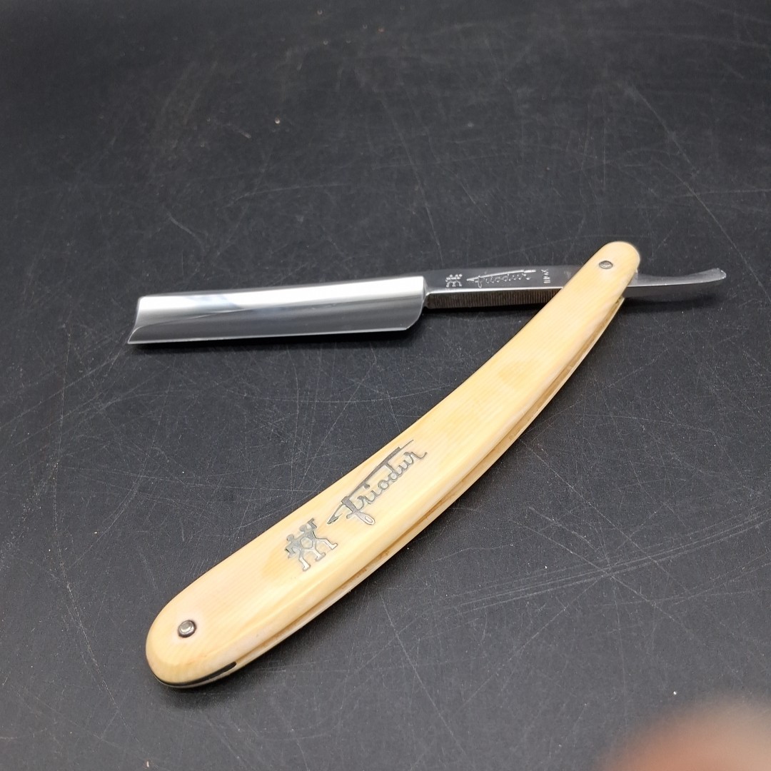 田*夫様 J.A. Henckels Solingen メンズ剃刀 Razor J.A.Henckels