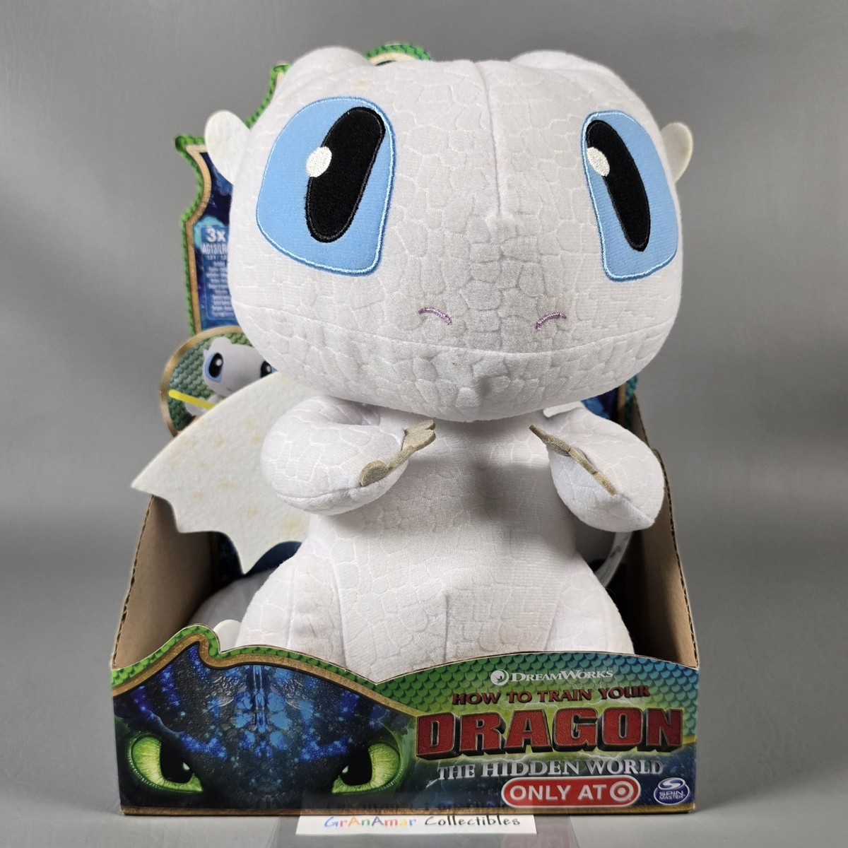 Dreamworks Dragons Squeeze & Growl LIGHTFURY 10-Inch Plush Dragon